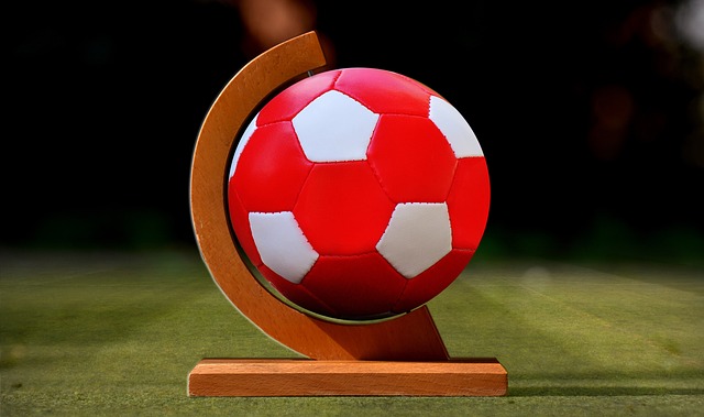 仅比分引人 仅比分引人